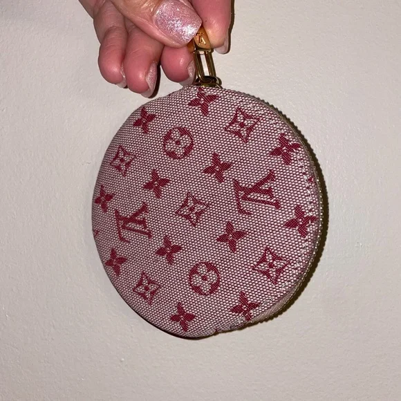 Louis Vuitton Monogram Cherry Mini Lin Coin Pouch - Picture 8 of 9